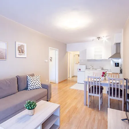 Balcony - Very Downtown - Quiet Daire