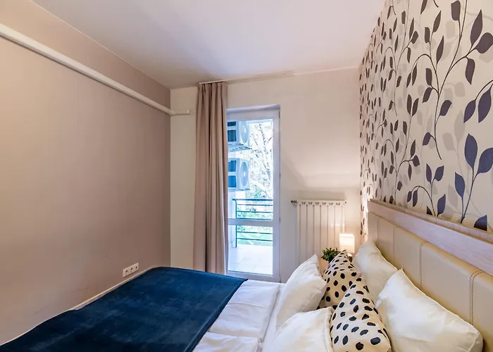 Balcony - Very Downtown - Quiet Daire *