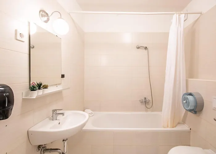 Balcony - Very Downtown - Quiet * Budapeşte